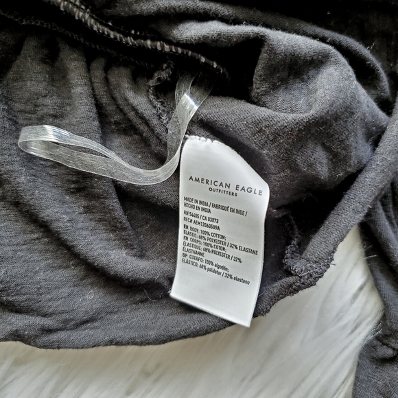 AEO Black Smocked Square Neck Peplum Crop Top - Picture 3 of 5